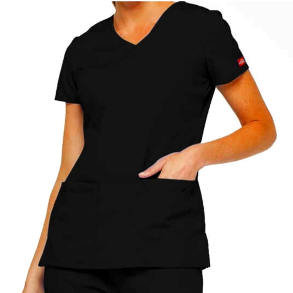Dickies Tops - NWT Women's Dickies EDS Signature V-neck Scrub Top